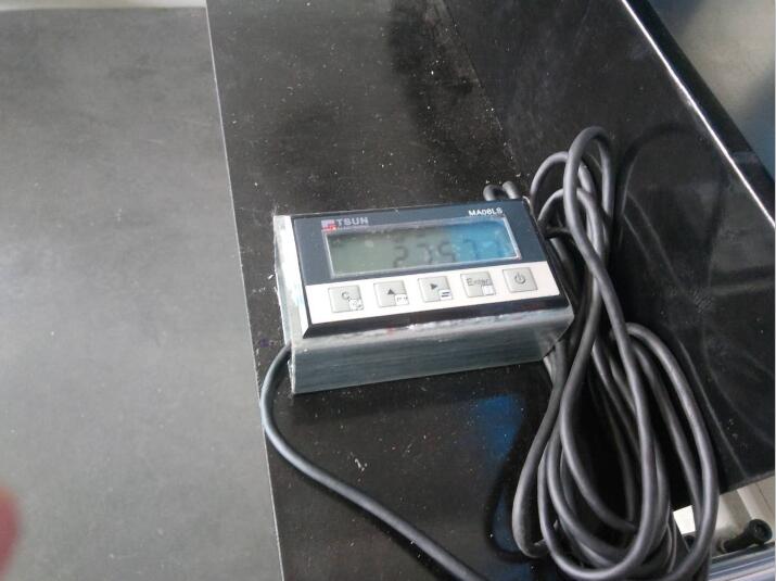 【揚州】鋁合金代替鈑金，需要一款半自動切鋁機(jī)實現(xiàn)多種尺寸材料鋸切